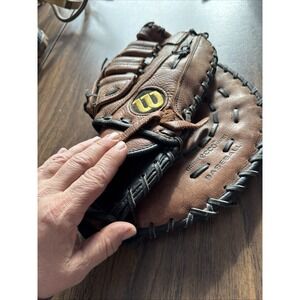 Baseball Catchers Mitt 12.5" Youth Wilson A730 AO730BM RHTROW